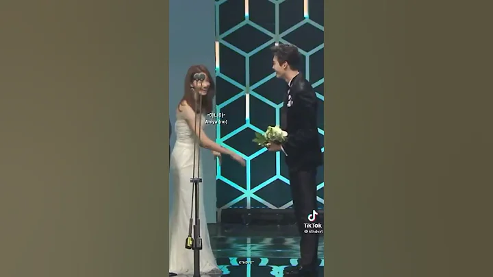 Lee jong suk once told Yoona You are pretty and here is the result - DayDayNews