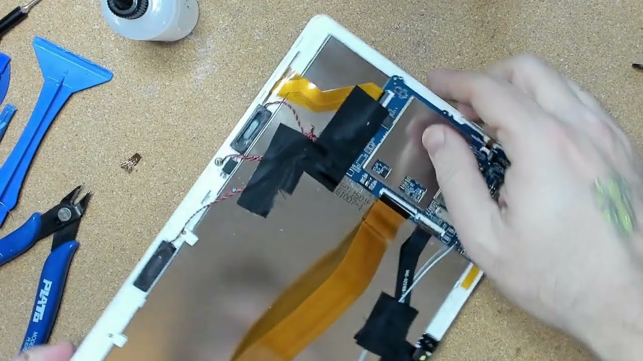 Yuntab K17 - Digitiser Replacement and testing battery