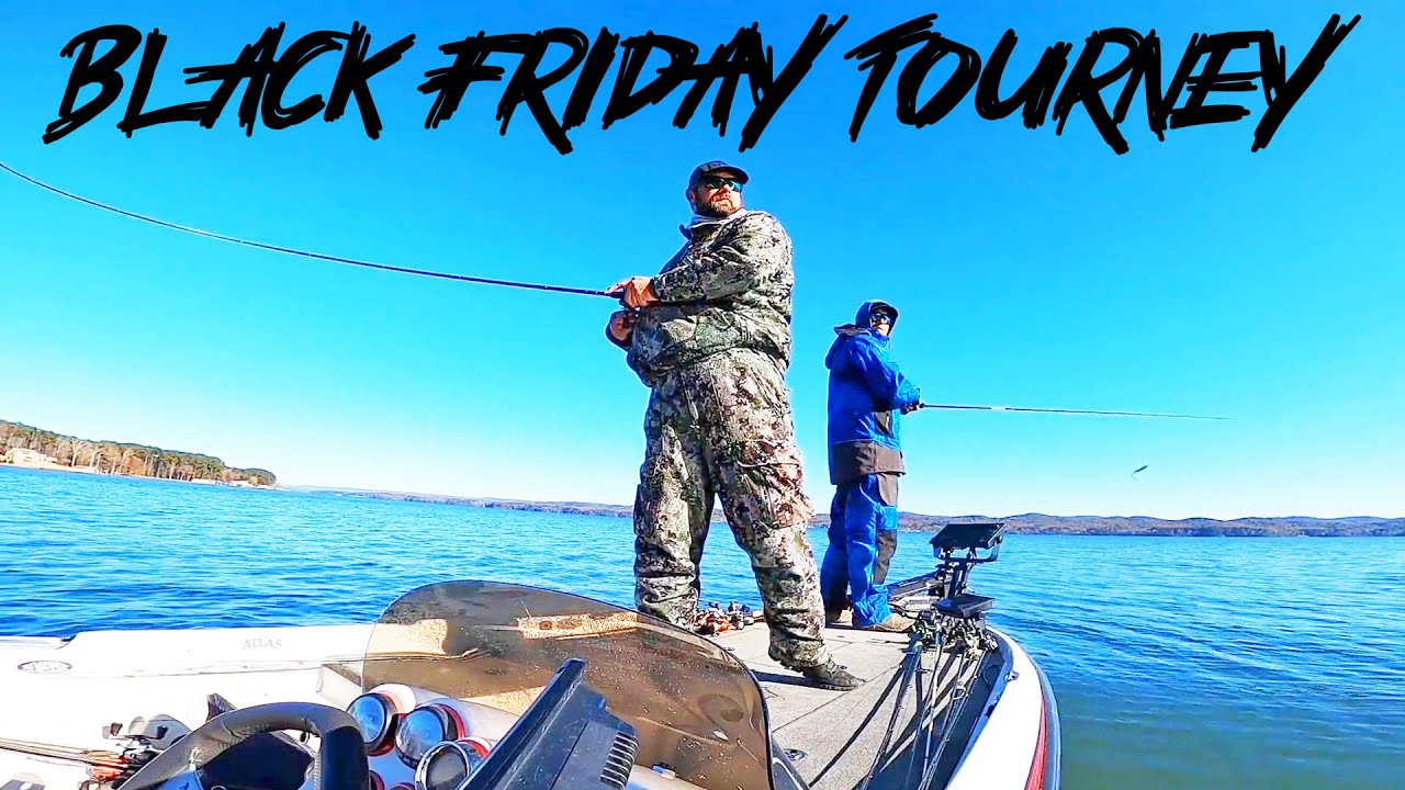 Fishing A BLACK FRIDAY BASS TOURNAMENT on Lake Guntersville! 