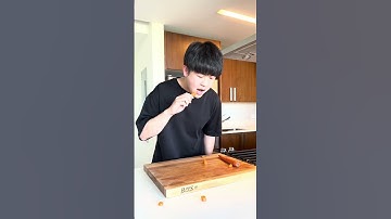 The best way to cut carrots #comedy #funny #funnyclips #funnycomedy #reaction