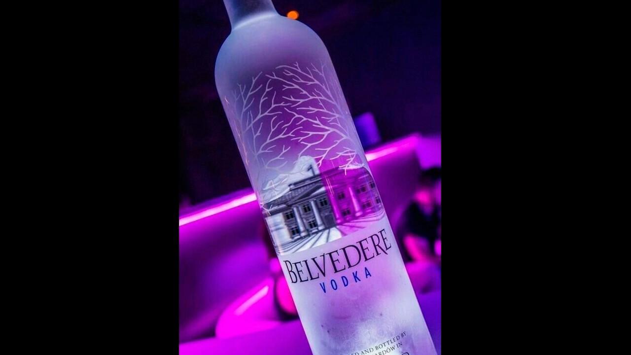 (FREE) Bad Bunny x Mora - 