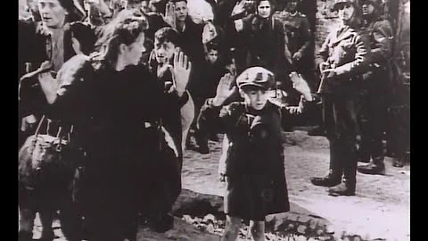 O que a Segunda Guerra Mundial modificou profundamente entre as nações *?