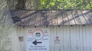 Stumbled upon famous Devil's bathtub looked it up later didn't realize it was a famous spot