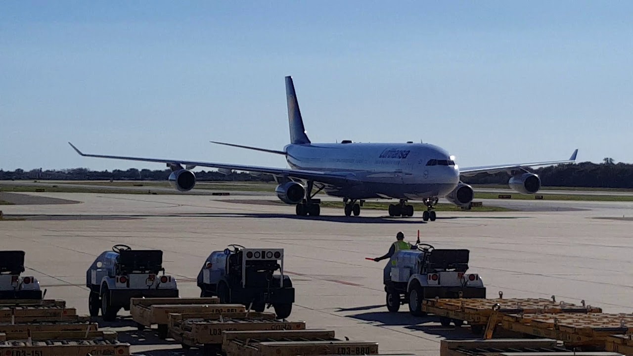 Lufthansa A340 D-AIGS Flight 482 Arriving At TPA Tampa International ...