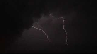 Lightning bolt - recorded by Iphone 5 HD