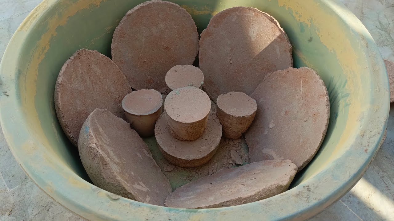 Asmr. Creamy dirt dry crumbling