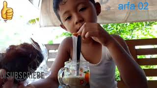 Begini A Anak Kecil Kalo Lagi Ngopi