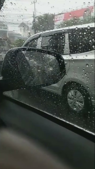 mentahan di dalam mobil saat hujan buat manasin mantan #short #mantan