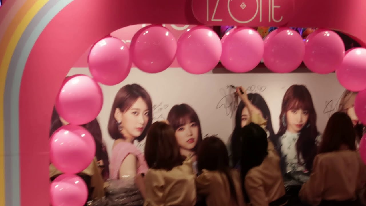 Sakura Miyawaki HKT48 IZ*ONE IZONE] Sakura-tan Shibuya IZONE Japan