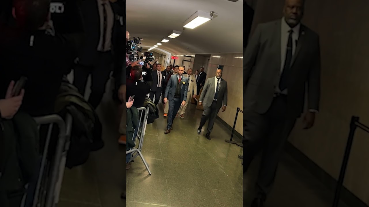 Luigi Mangione appears in court to enter plea in execution of UnitedHealthcare CEO #shorts