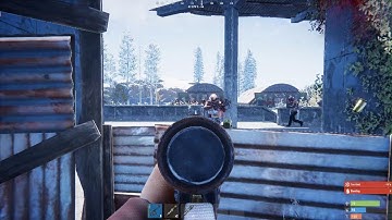 1 vs 2 fighting for lock crate (Rust Console edition)