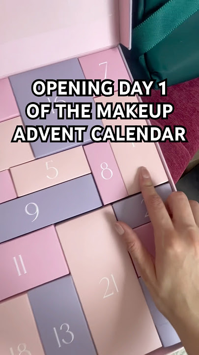 Day 1 of my Makeup Adventure Calendar? #holidaywithyoutube #adventcalendar