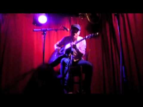 Ray Cheong live at The Camden Head, London - Be the Same (original)