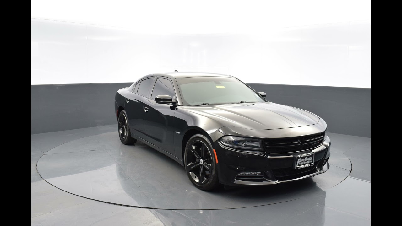 2018 Pitch Black Clearcoat Dodge Charger Sedan 