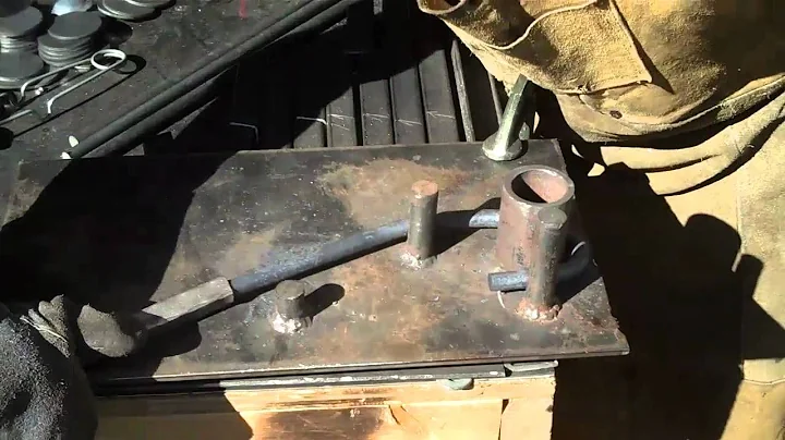 How-to Make Decorative Iron Hooks by Mitchell Dill...