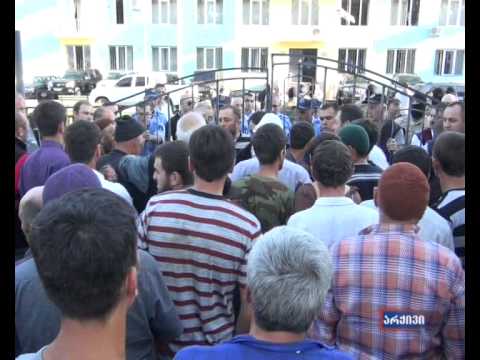 მინარეთის დემონტაჟიდან -- აღმართვამდე