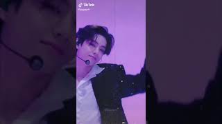 Download Lagu Whenever you around I always seem to smile MP3