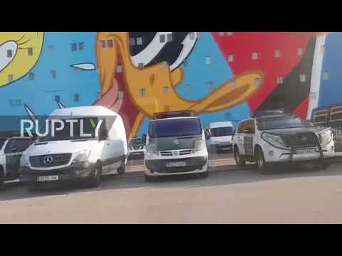 Spain: Looney Toons ship arrives to house police ahead of Catalonian referendum
