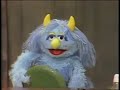 Classic Sesame Street - Telly Monster Mona Monster Pretends The Plates Shakers A Tree And Grass
