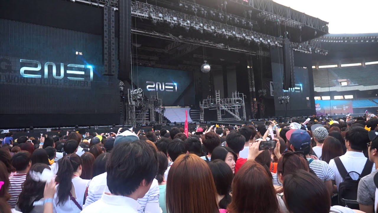 [YG-FAMILY]2014-Seoul: Opening YG And 2NE1:Crush