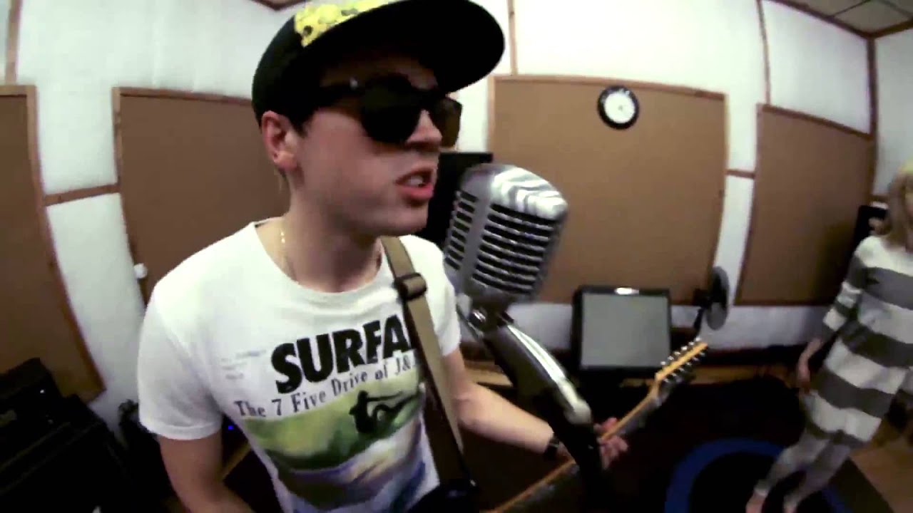 Rock cover Britney Spears and Will.i.am - Straightroads - Scream & Shout