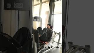 Life Fitness Seated Leg Press