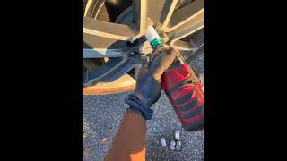 GMC ACADIA TIRE CHANGE!! #cars #help #cars #roadsideassistance #mechanic #love #diy #explore #fypシ