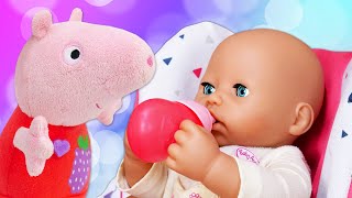 Pretend play feeding baby doll &amp; feeding time with baby dolls. Baby Alive doll videos for kids.