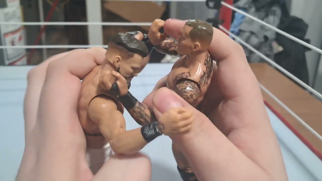 Randy Orton vs Austin Theory 