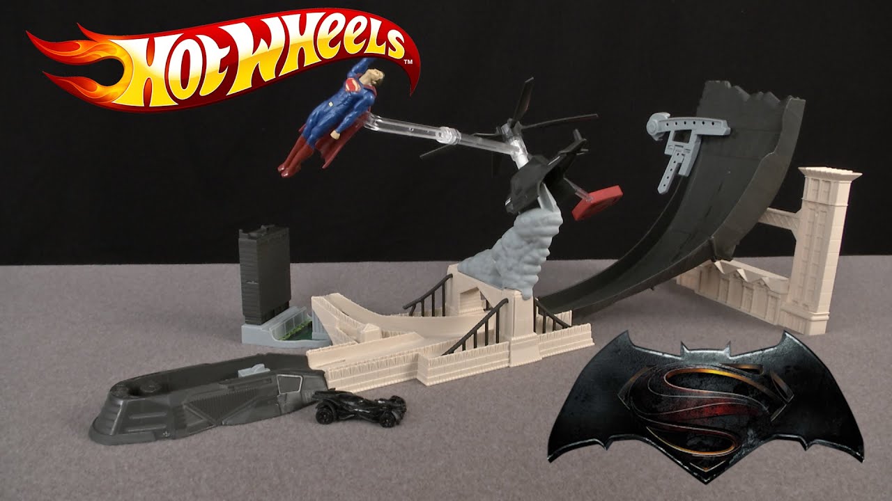 Hot Wheels Batman v Superman Batmobile City Chase from Mattel - YouTube