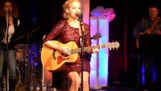 Mallory Parsons singing "Blue Eyes Crying in the Rain" at the East Coast Opry chords