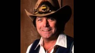 Video-Miniaturansicht von „Mickey Gilley ~ Room Full Of Roses“