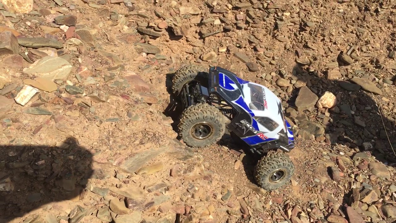 Maverick Scout RC - Some trail on rocks