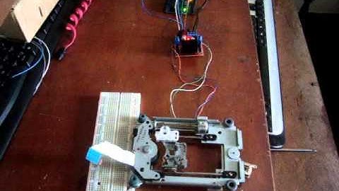 Motor de passo de Cd Rom com Ponte H l298n + Arduino