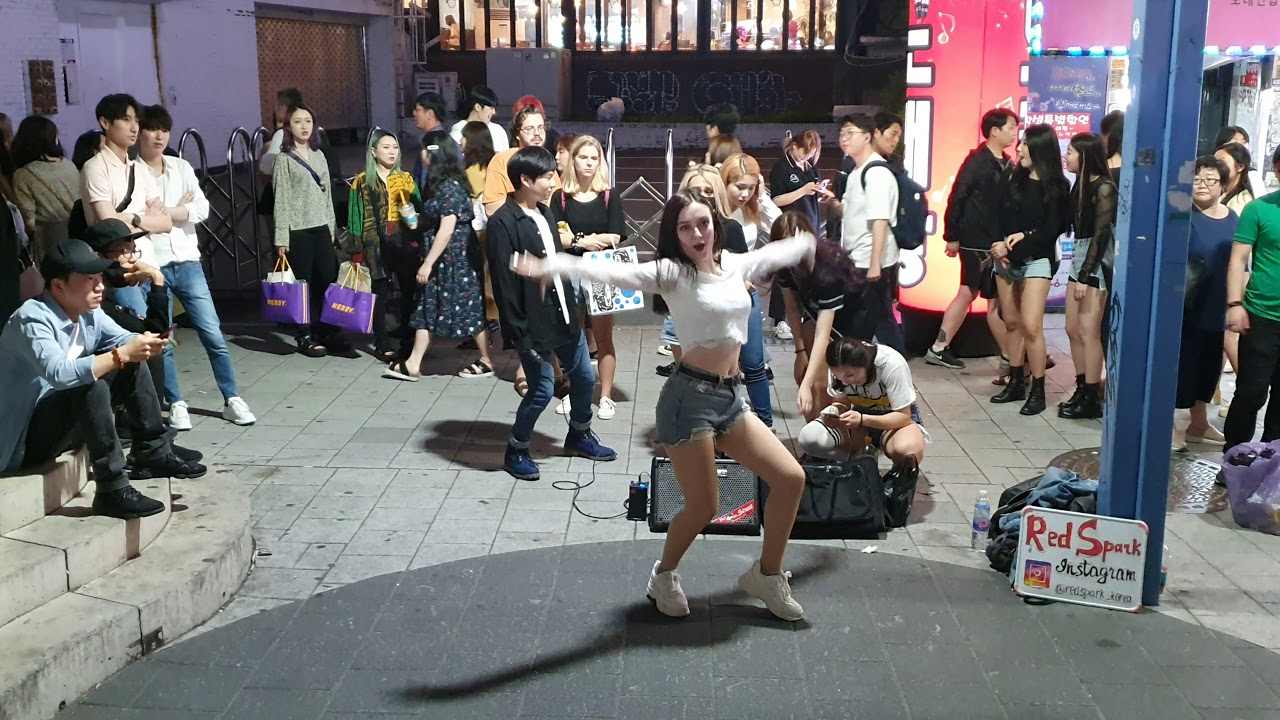 레드스파크(RED SPARK)/Lip & Hip-현아(HyunA) 190612 홍대(HongDae) Busking 직캠  cover