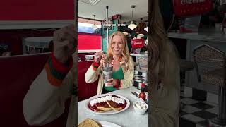 Retro 1950S Diner With Big Portions And Milkshakes