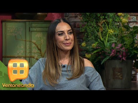 ¡ESTÁ DE FESTEJO! Mónica Naranjo celebra 25 años de carrera y la recibimos una vez más.| Ventaneando