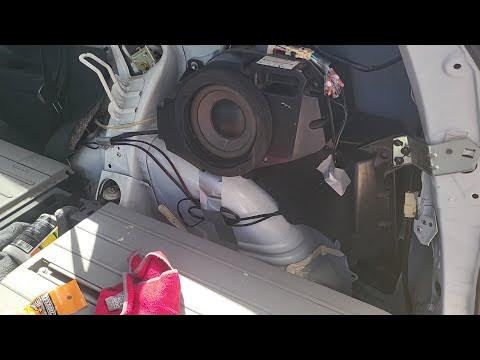Toyota matrix/Pontiac vibe speaker + subwoofer addition - YouTube