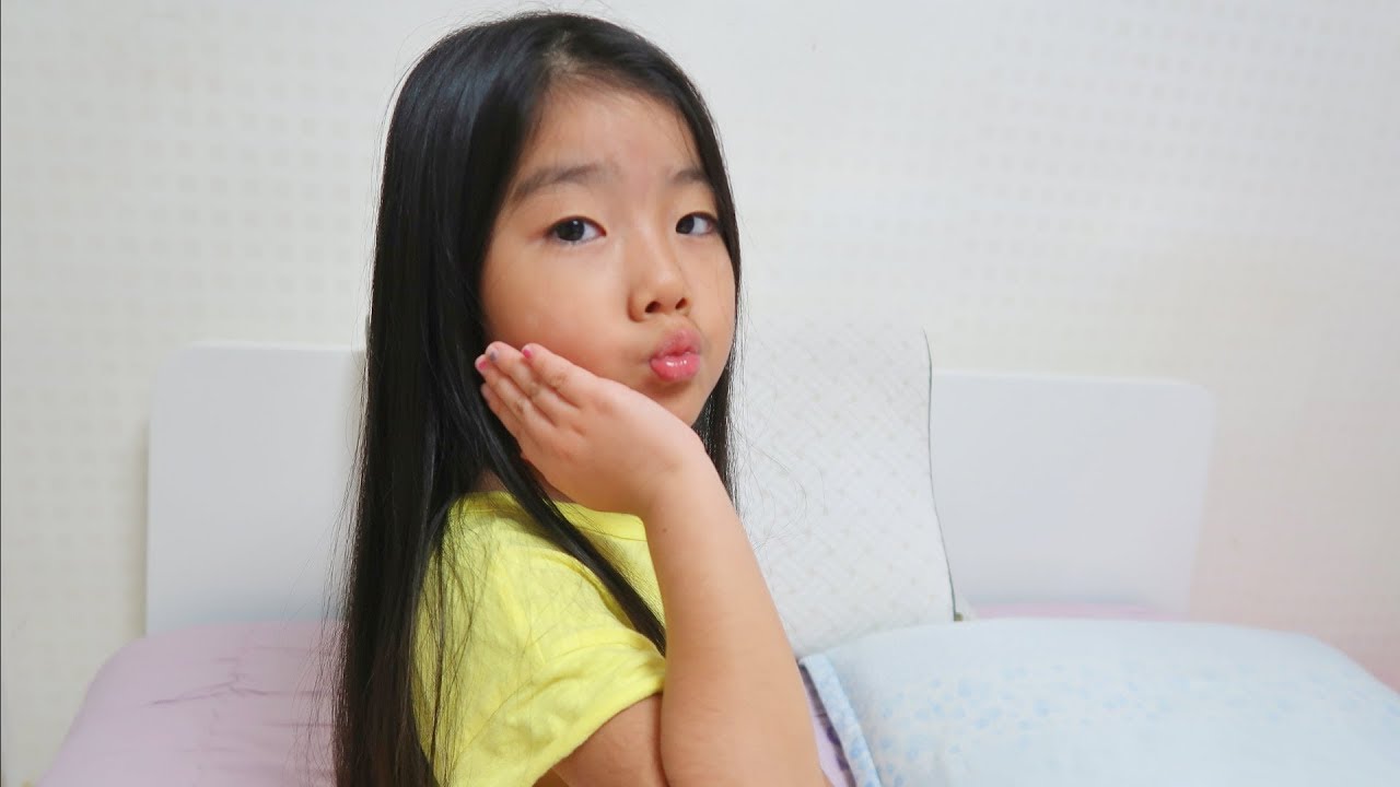 ПОСТРИГЛИ ЛЕРЕ ВОЛОСЫ/ КРУТЫЕ ПОДАРКИ ОТ БАБУШКИ - YouTube