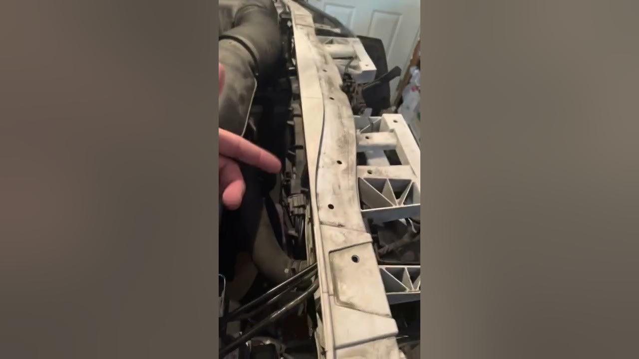 How to replace a radiator in a Chrysler 300s 2014 in a simple steps