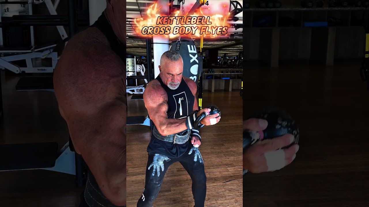 KETTLEBELL CROSS BODY FLYES #pec #motivation #workout #muscle #exercise