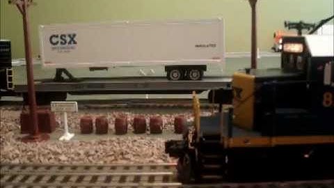 MTH SD40-2 running with Lionel and MTH Semi Scale cars