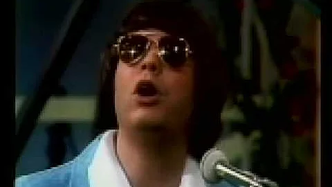 Ronnie Milsap "That Girl Who Waits on Tables"