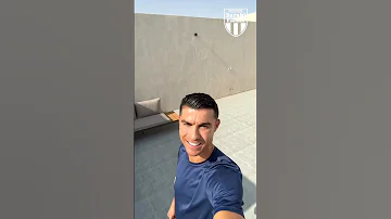 كريستيانو يعزم ميسي على الافطار 3arabi Football ميسي كريستيانو 