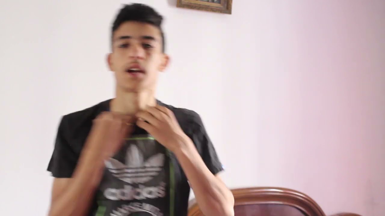 كي تتفاهم انت واصحابك باش تتقابلوا 7 متع الصباح😂