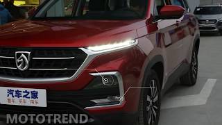 Китай рвет автопром/Wuling Baojun 530/Убийца машин Автоваз