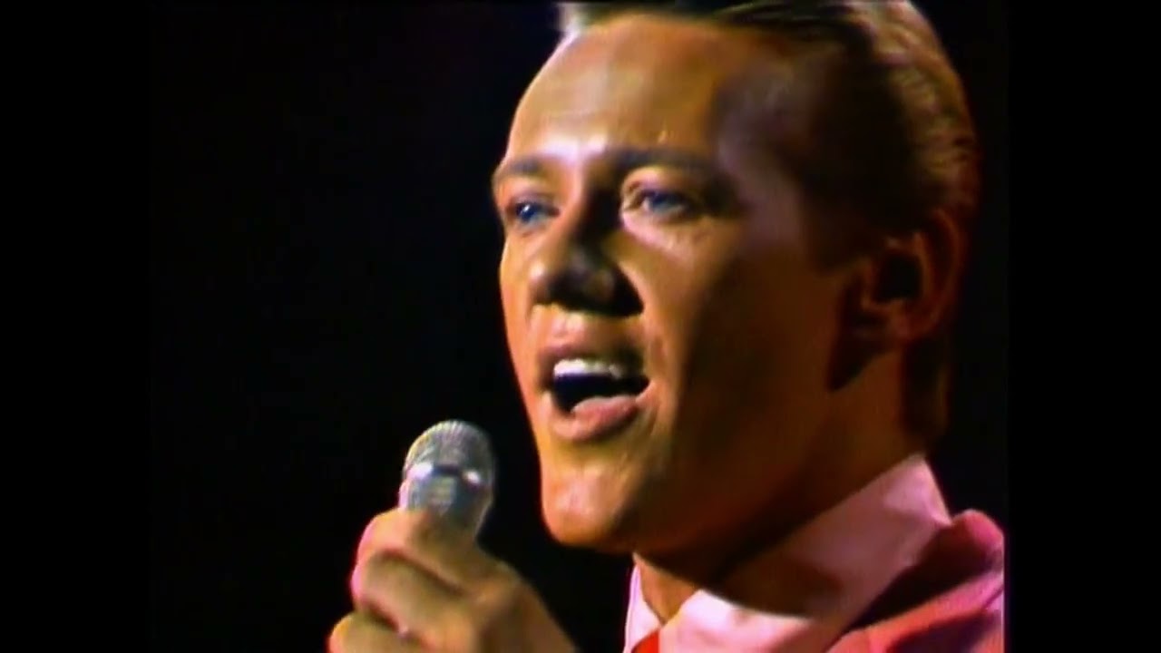 Righteous Brothers   Unchained Melody Live   Best Quality 1965