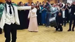 Salona Giriş Sezgin&Kübra Bir Kız Gördüm Karalı. Sordum Aslı Nereli. Sordum Aslı Nereli Le Fado. Resimi