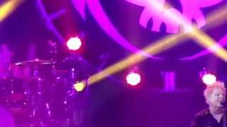 The Offspring - Why Don't You Get A Job? (1-06-13 Stadium Live - Moscow, RU)