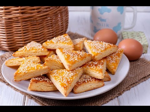 Печенье с плавленым сыром и кунжутом